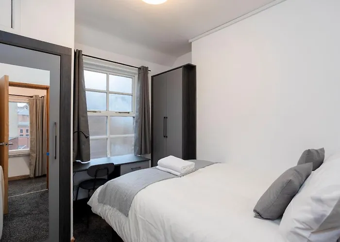 Oxford Row Apartments, Leeds City Centre 3*